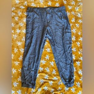 Linen cargo pants / NWOT